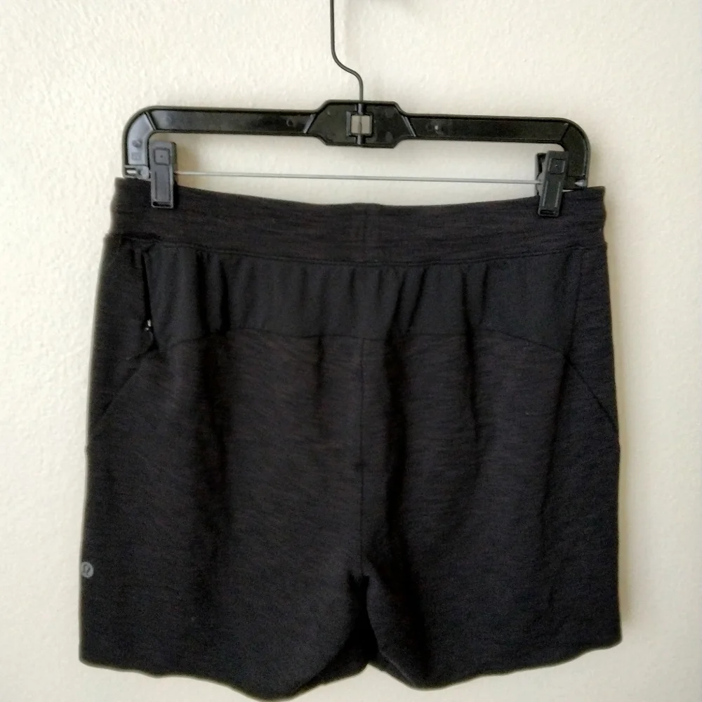 Lululemon Men’s In Sequence Shorts Size M Linerless Activewear Loungewear Shorts